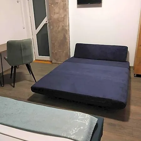 Pensiunea Mary * Eforie Nord